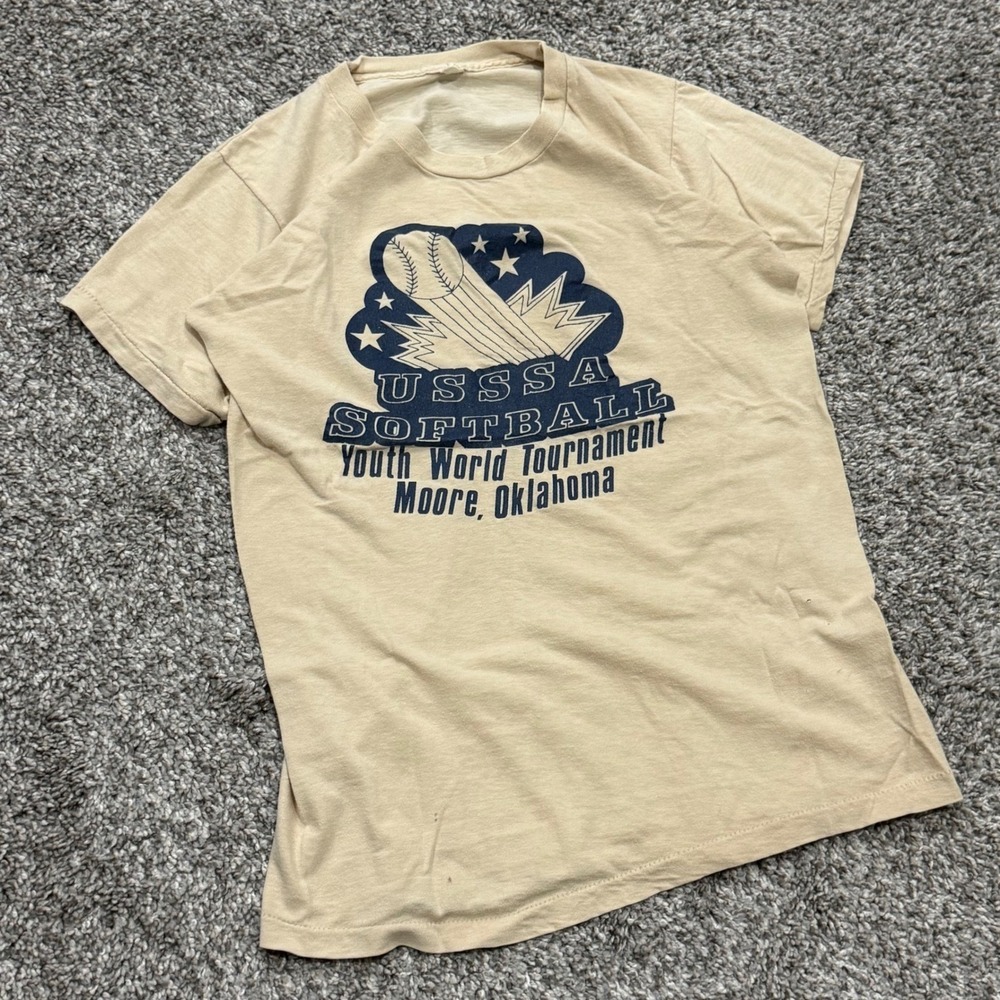 True Vintage 70s USSSA Softball Youth World Tournament Baseball TShirt Mens S‎ - Picture 2 of 6